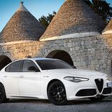 Die Alfa Romeo Giulia ist 4,65 Meter lang