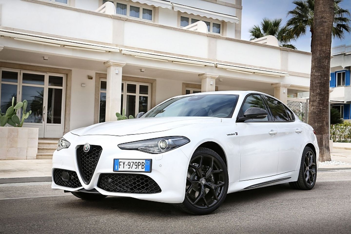Alfa Romeo Giulia 2.2 JTDM AWD ist 235 km/h schnell