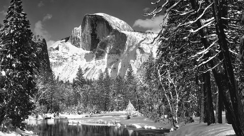 Winter im Yosemite National Park: Die Aufnahme vom Half Dome machte Ansel Adams im Herbst 1938.