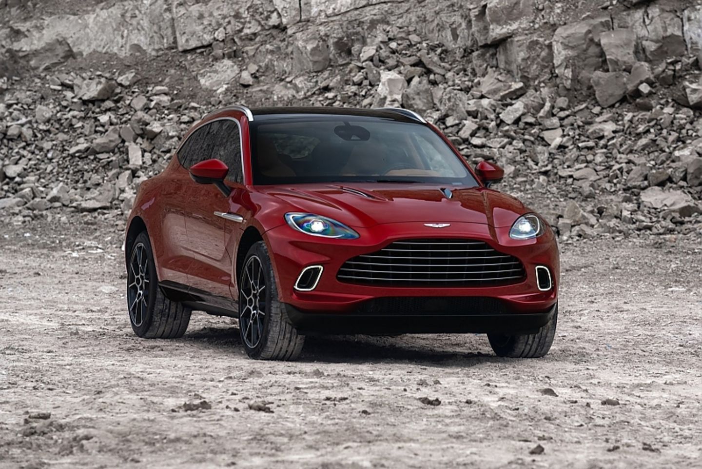 Aston Martin DBX 2020