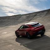 Aston Martin DBX 2020