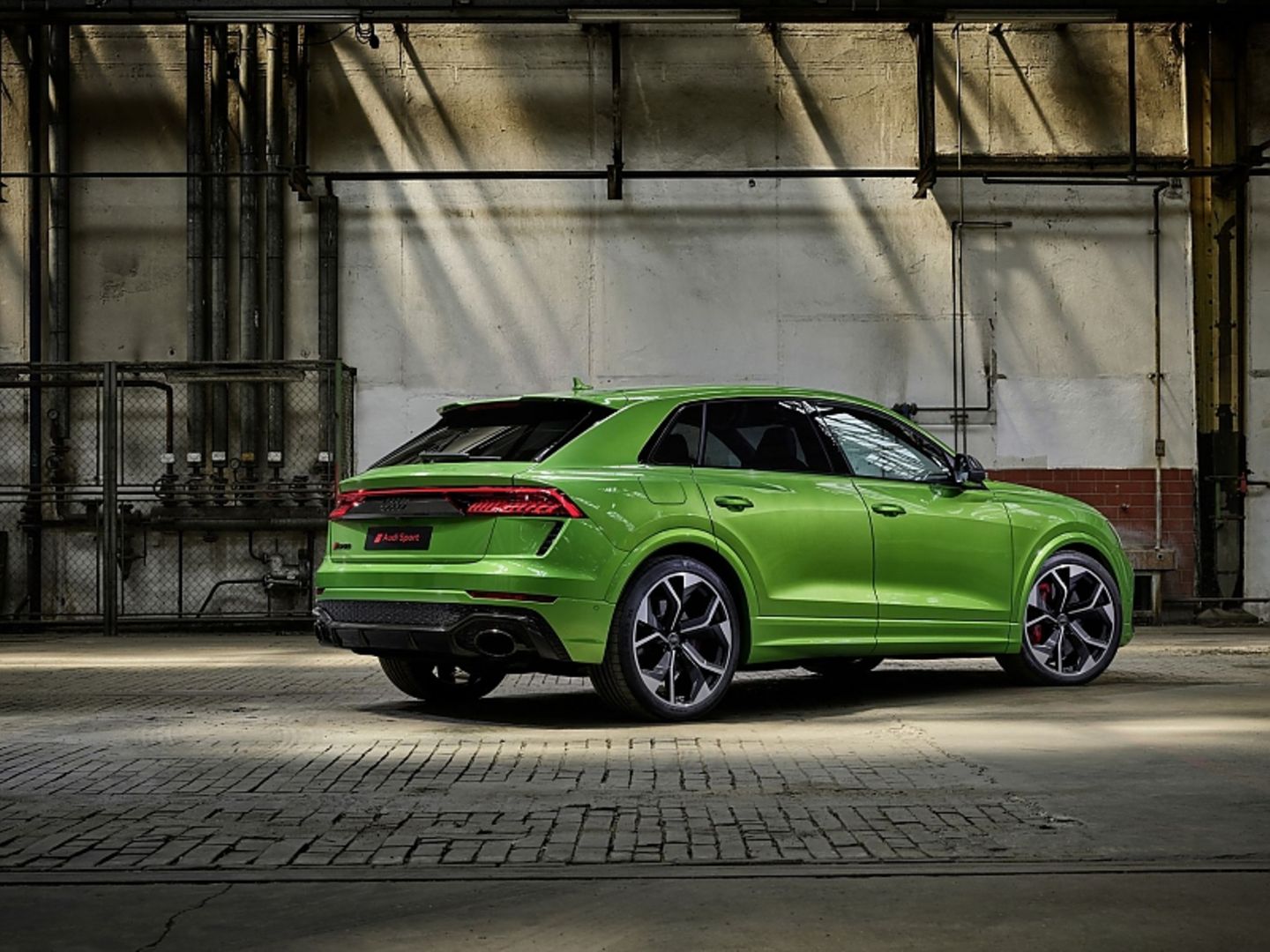 Der Audi RS Q8 wiegt rund 2,3 Tonnen