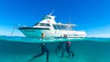 Glasbodenboot am Ningaloo Riff