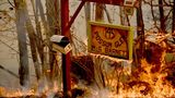 Selbst dieses Schild nahe Taree fällt den Flammen zum Opfer