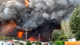 Ein außer Kontrolle geratenes Buschfeuer bedroht den Ort Harrington, gut 330 Kilometer nordöstlich von Sydney