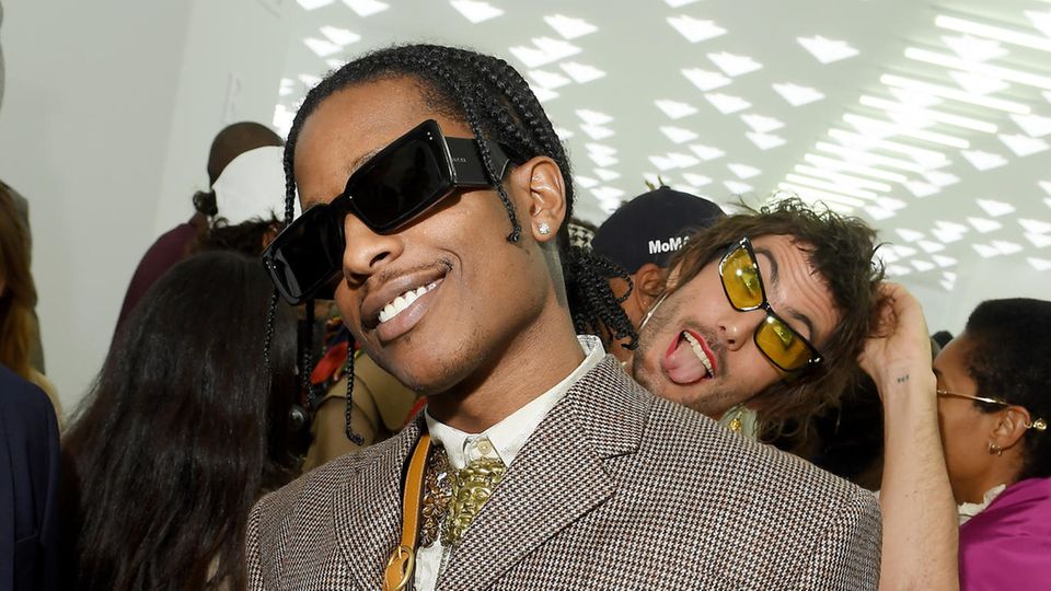 Asap Rocky und verrückter Fan vor der Gucci-Schau bei der Mailänder Modewoche