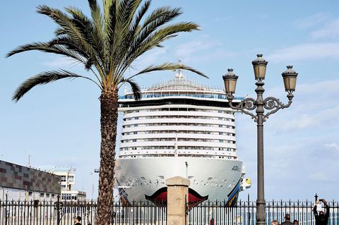 Kreuzfahrtschiff der Reederei Aida in Cadiz, Spanien