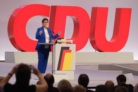 CDU-Parteichefin Annegret Kramp-Karrenbauer spricht beim Bundesparteitag