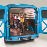 Für einen Lieferdienst ist das Fahrzeug zu teuer.