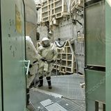 Geöffnete Eingangstür zum Raketensilo und einsatzbereit innerhalb einer Minute: Die Rakete vom Typ Titan II konnte 10.000 Kilometer weit fliegen.