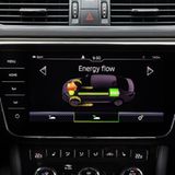 Öko-Kino: Der Bildschirm im Skoda Superb iV zeigt an, wie gerade der Antrieb funktioniert