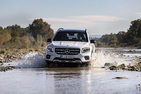 Kleinere Wasserdurchfahrten sind für den Mercedes-Benz GLB kein Problem