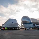 Bereit zum Transport auf der Straße zum endgültigen Bestimmungsort: Die Orion wird für zukünftige bemannte Raumflüge frühestens ab 2022 zur Verfügung stehen.