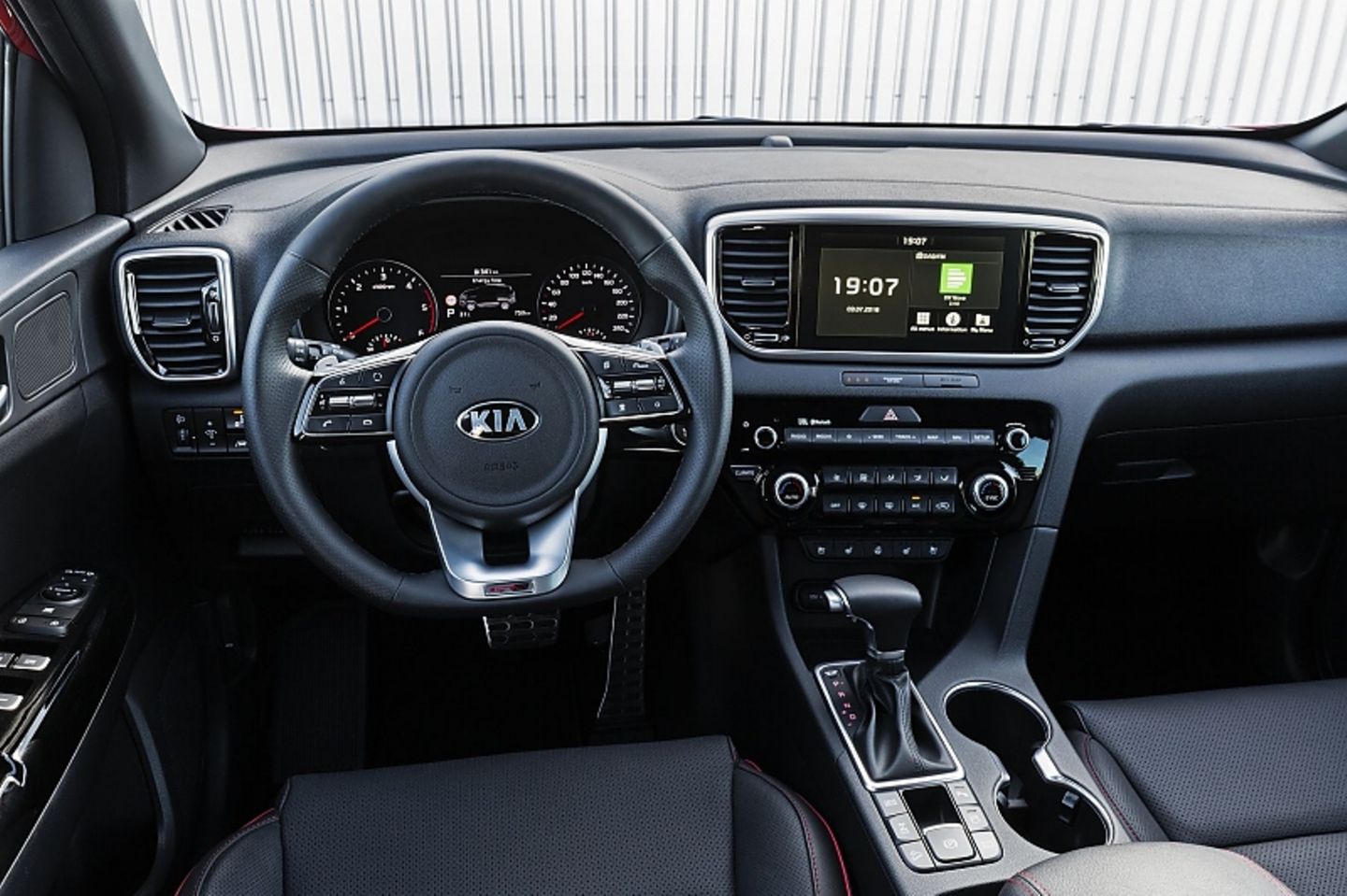 Das Cockpit ist noch nicht das neue aus dem Xceed
