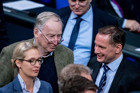Alice Weidel (v.l.n.r.), Alexander Gauland und Tino Chrupalla, Kandidat für den Bundesvorsitz der AfD
