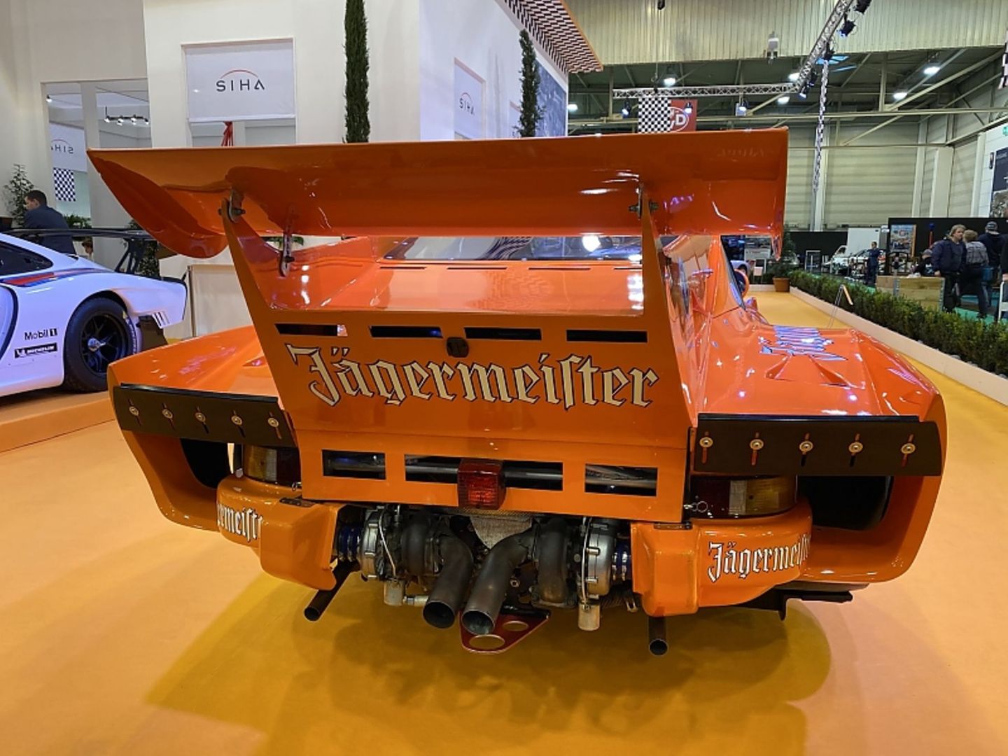 Das Heck des Porsche 935 K3 wirkt einladend