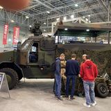 Bundeswehr hat einen 12.600 Kilogramm schweren Dingo 2 GSI mit an die Ruhrpott-Metropole gebracht