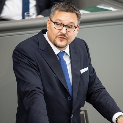 Stefan Keuter (AfD), Bundestagsabgeordneter, spricht während einer Plenarsitzung des Deutschen Bundestages