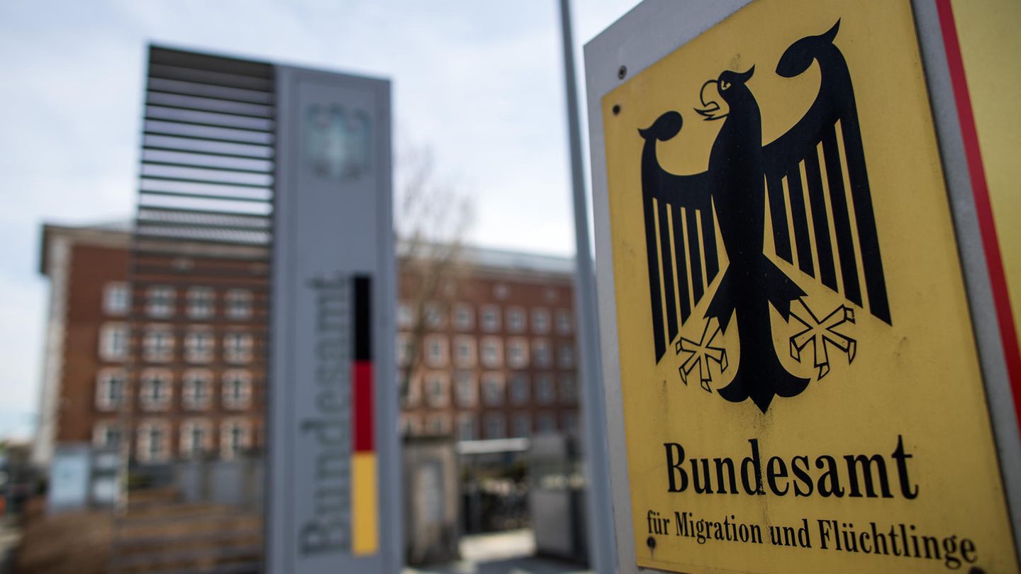 Eine Außenansicht vom Bundesamt für Migration und Flüchtlinge (Bamf)