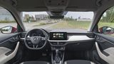 Das Cockpit ist übersichtlich gegliedert