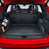 In der Basiskonfiguration fasst der Kofferraum 400 Liter