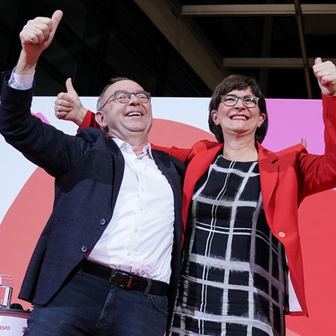 Norbert Walter-Borjans und Saskia Esken führen die SPD künftig an