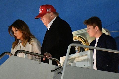 Donald Trump und Familie kommen aus dem langen Thanksgiving-Wochenende zurück