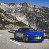 Beim F-Type R ist das Fahrwerk an einigen Stellen verbessert worden