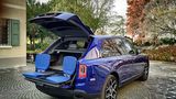 Für Picknick und Polo: Die ausfahrbaren Site des Rolls-Royce Cullinan Black Badge