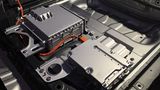 Die Batterieelektronik liegt beim Mazda MX-30 unter dem Laderaum