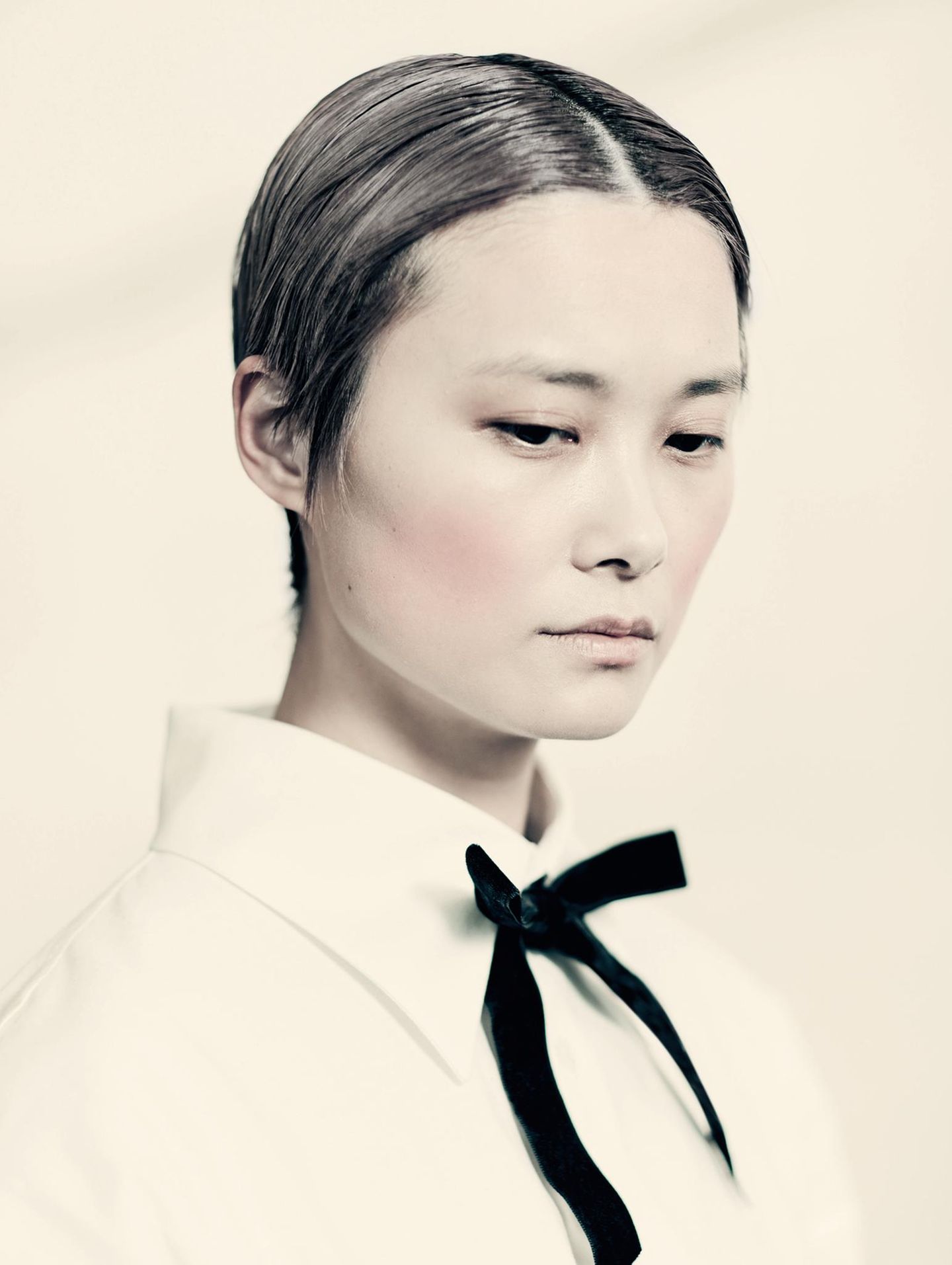 Chris Lee heißt eigentlich Li Yuchun und wurde 1984 in Chengdu, China geboren. 