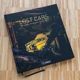 Theodor Barth, Uwe Sülflohn  Lost Cars.    GeraMond Verlag GmbH, München, ISBN 978-3-96453-048-6, 49,90 Euro.