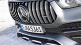Der AMG-Kühlergrill ist markant