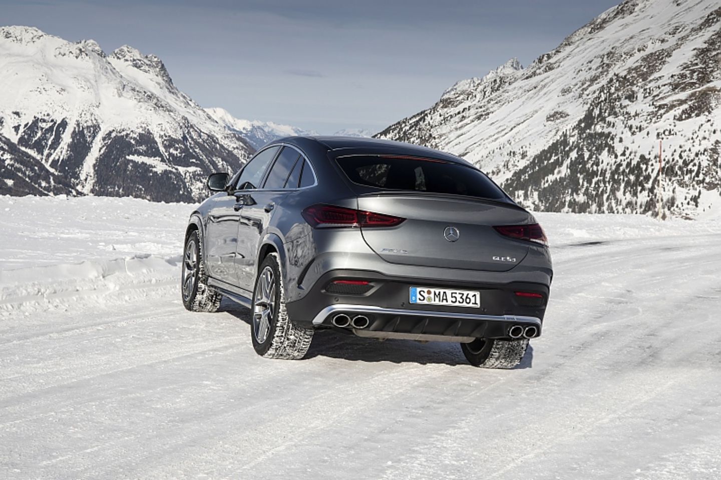 Das Mercedes AMG GLE 53 4Matic+ Coupé kostet mindestens 92.962,80 Euro