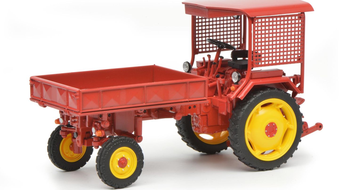 Sieger Kategorie I   Sammeln: Landwirtschaft 1:32 & 1:43  Fortschritt RS09 GT124 in 1:32  Schuco, Preis: 84,95 Euro