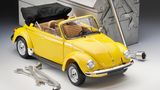 Sieger Kategorie Q   Modellbau: Diverse Maßstäbe  VW 1303 Cabriolet  Legrand in 1:8  Preis: 698 Euro
