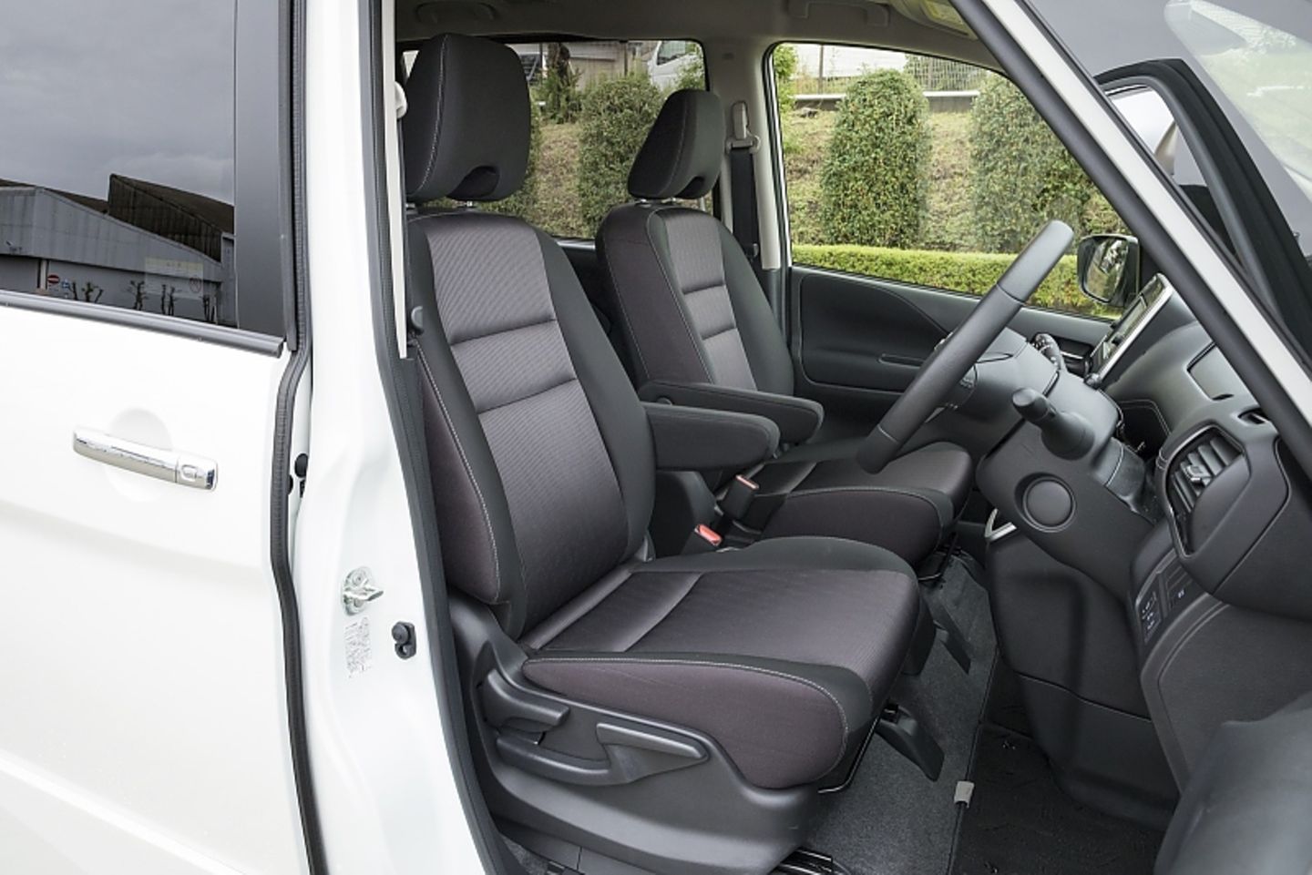 Nissan Serena e-Power