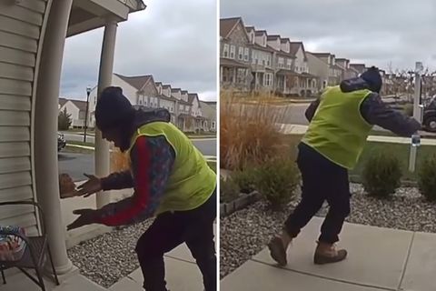 Dieser Paketbote kommt bei einem Haus in Middletown im US-Bundesstaat Delaware an und findet Süßigkeiten vor der Tür.
