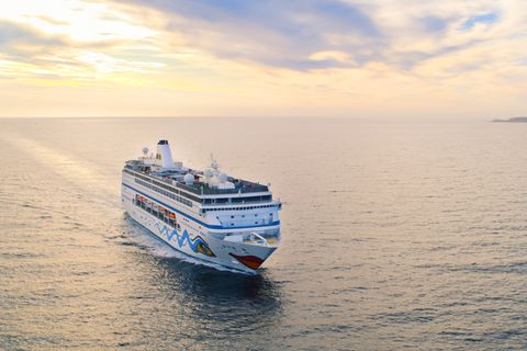 Aida Mira auf See