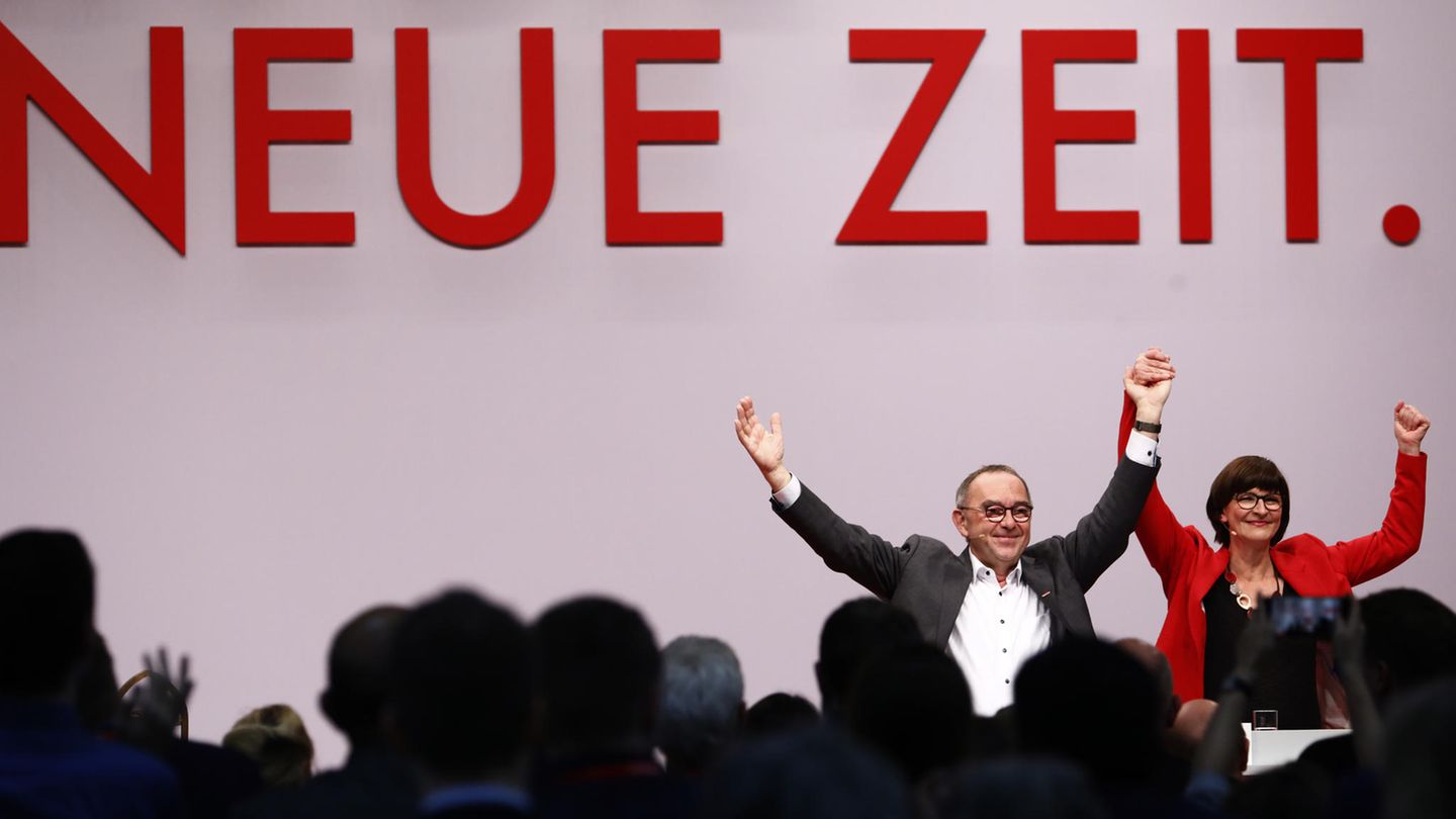 Die neuen SPD-Parteichefs Norbert Walter-Borjans and Saskia Esken