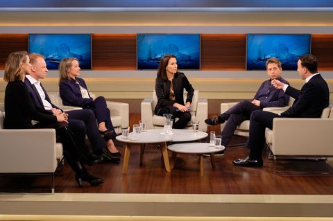 Diskutierten bei "Anne Will" zur Zukunft der SPD: Jagoda Marinic, Clemens Fuest, Cerstin Gammelin, Anne Will, Kevin Kühnert, Paul Ziemiak (von links nach rechts)