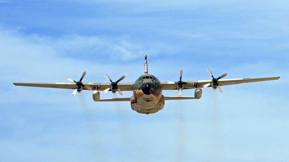 Transportflugzeug vom Typ C-130 Herkules