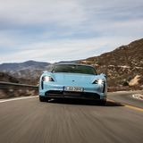 Der Porsche Taycan 4S erreicht nach 4,0 Sekunden die 100 km/h Marke