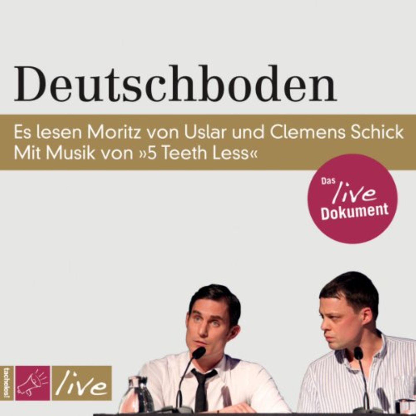 Provinz-Poesie: Moritz von Uslar Deutschboden Eigentlich war Moritz von Uslar vor allem ein klassischer Großstadtbeobachter, bis er eines Tages den Alltag der brandenburgischen Provinz entdeckte: Drei Monate verbrachte der Reporter in der Kleinstadt Zehdenick, gut eine Autostunde nördlich von Berlin – und am Ende legte er "Deutschboden" vor, hier in der Live-Version, die er zusammen mit Clemens Schick und Musik von "5 Teeth Less" liest. "Deutschboden" findet ihr hier bei Audible. Moritz von Uslar Deutschboden Eigentlich war Moritz von Uslar vor allem ein klassischer Großstadtbeobachter, bis er eines Tages den Alltag der brandenburgischen Provinz entdeckte: Drei Monate verbrachte der Reporter in der Kleinstadt Zehdenick, gut eine Autostunde nördlich von Berlin – und am Ende legte er "Deutschboden" vor, hier in der Live-Version, die er zusammen mit Clemens Schick und Musik von "5 Teeth Less" liest. "Deutschboden" findet ihr hier bei Audible.