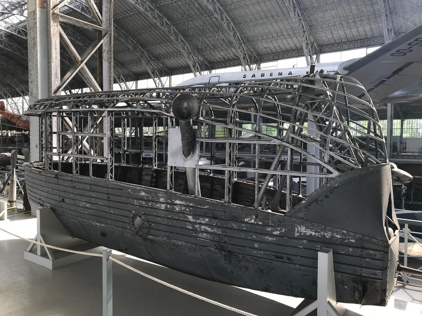 Besonderes Highligt in der Sonderausstellung: Die älteste erhaltene Gondel eines Zeppelin-Luftschiffs weltweit. Die 800 Kilogramm schwere Gondel des L 30 ist eine Leihgabe des Royal Museum of the Armed Forces and Military History in Brüssel.