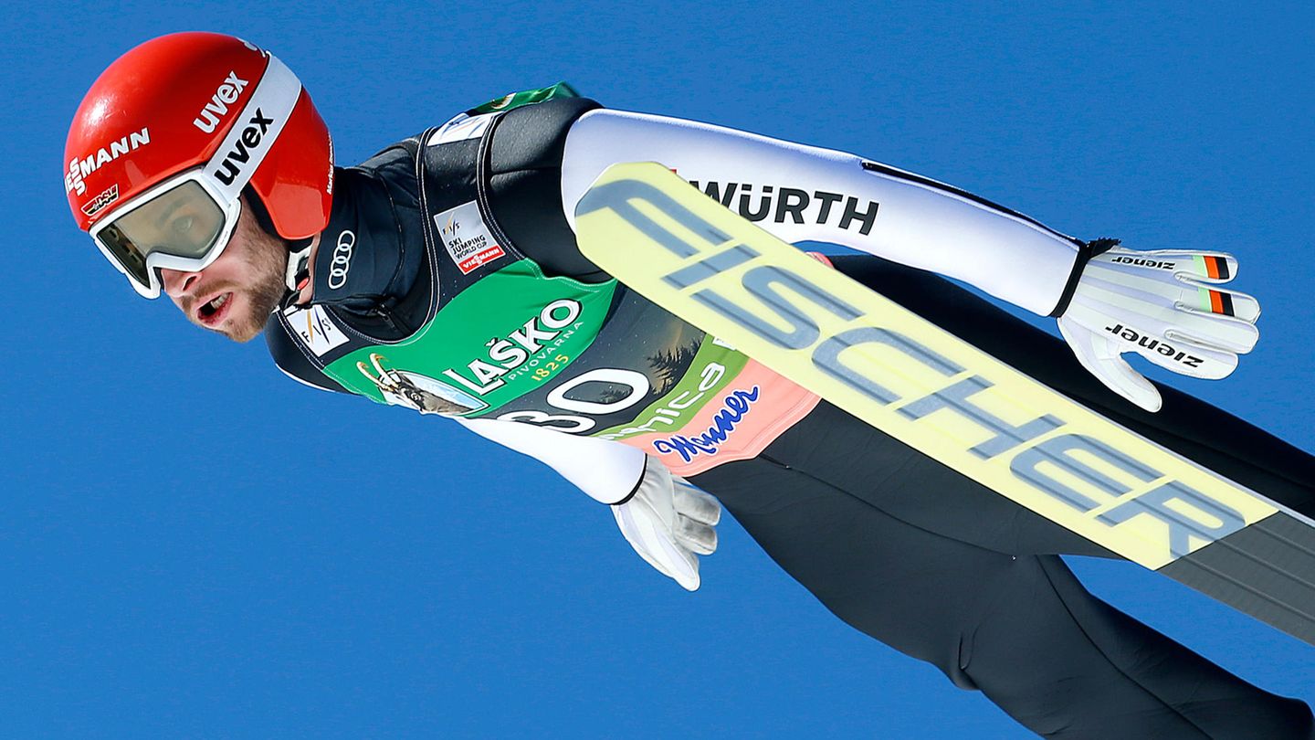 Markus Eisenbichler war in der vergangenen Saison das Aushängeschild der deutschen Skispringer. Bei der Vierschanzentournee wurde der Siegsdorfer Zweiter, im März krönte er sich zum zweifacher Weltmeister von der Großchance. Er gewann das Einzel wie auch im Teamspringen.
