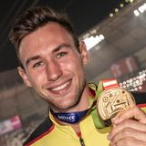 Niklas Kaul ist der zweite Shootingstar der deutschen Leichtathletik. Vollkommen überraschend gewann der 21-Jährige als jüngster Zehnkämpfer aller Zeiten WM-Gold und krönte sich zum König aller Leichtathleten. Er wurde ebenfalls zum Sportler des Jahres gewählt.