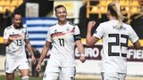 Die deutsche Frauen-Nationalelf enttäuschte noch mehr. Bei der WM in Frankreich war im Viertelfinale gegen Schweden Schluss. Das Turnier machte auf schmerzhafte Weise deutlich, dass die deutschen Fußball-Frauen (wie auch die Männer) längst nicht mehr top sind. Andere Nationen wie England oder Frankreich haben Deutschland längst überholt. 