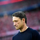 Niko Kovac war als Bayern-Trainer lange Zeit die ärmste Sau der Liga. In die Mangel genommen vom Vorsitzenden Karl-Heinz- Rummenigge und widerspenstigen Spielern hatte er am Ende keine Chance mehr. Immer wieder wurden zum Beispiel Vorwürfe lanciert, er sei taktisch limitiert - ein Klassiker, wenn man die Reputation eines Trainers beschädigen will. Dass der Mann die Bayern nach Anfangsschwierigkeiten zum Double führte und die Mannschaft unter ihm einige bärenstarke Spiele zeigte - geschenkt. Kovac und die Bayern passten einfach nicht zusammen.  