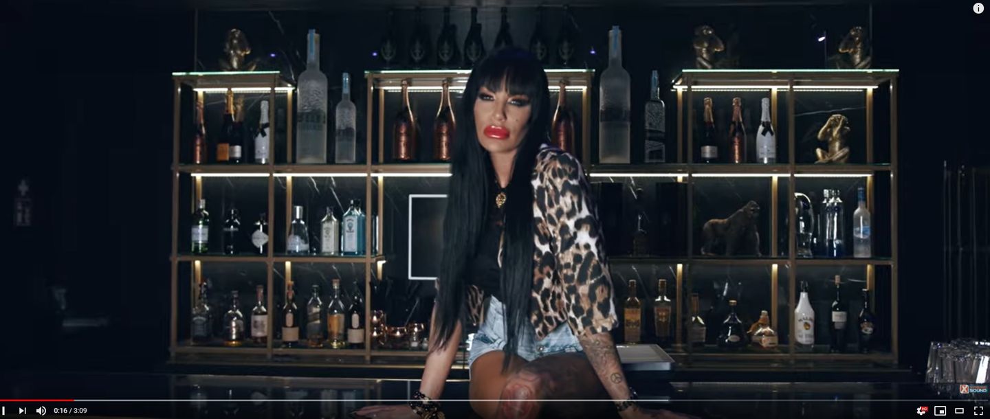 Gina-Lisa Lohfink im Video zur neuen Single "All I Need"